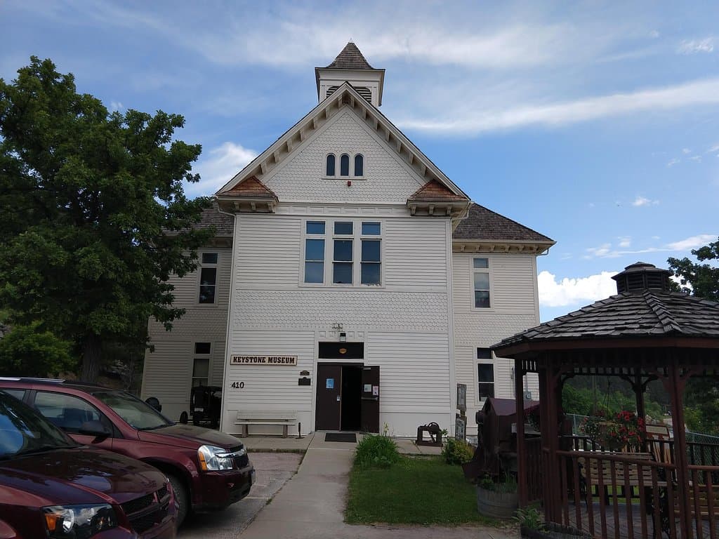 Museum/schoolhouse