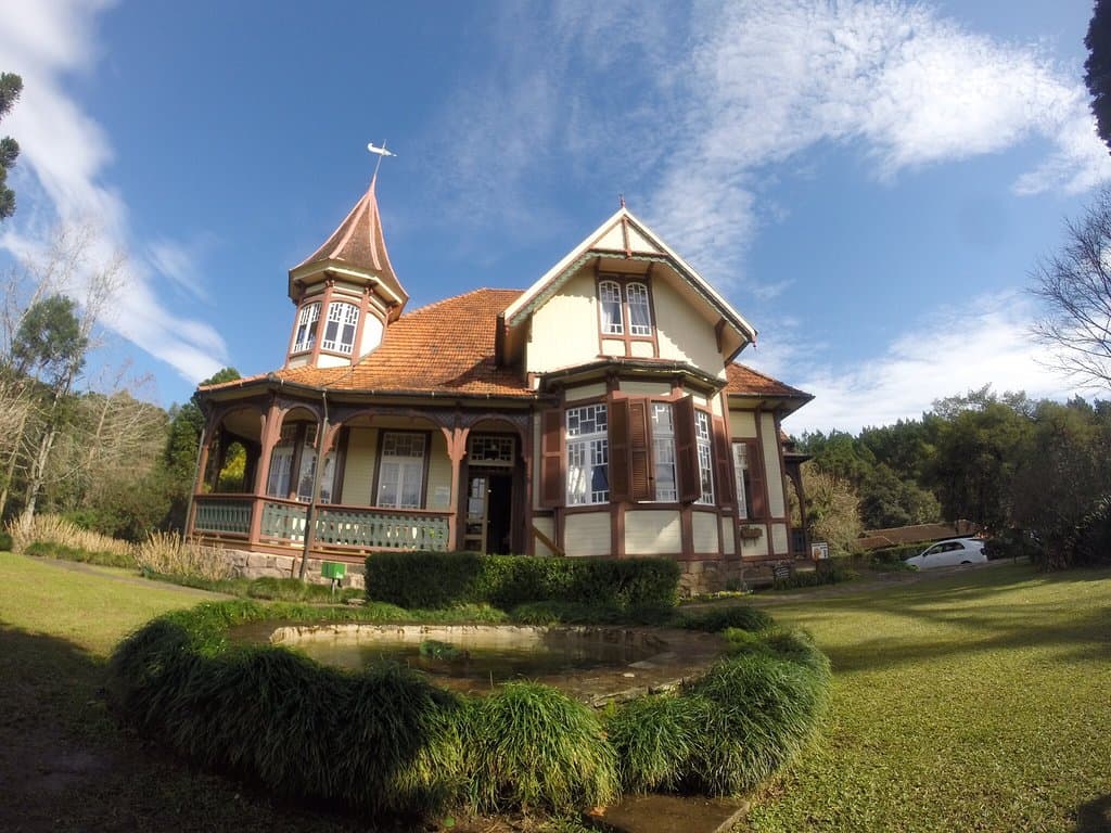 Castelinho Caracol Canela