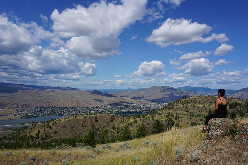 Rest after hiking and enjoyed the view.