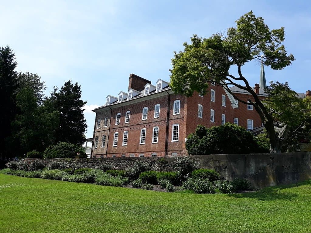 Charles Carroll House & Gardens