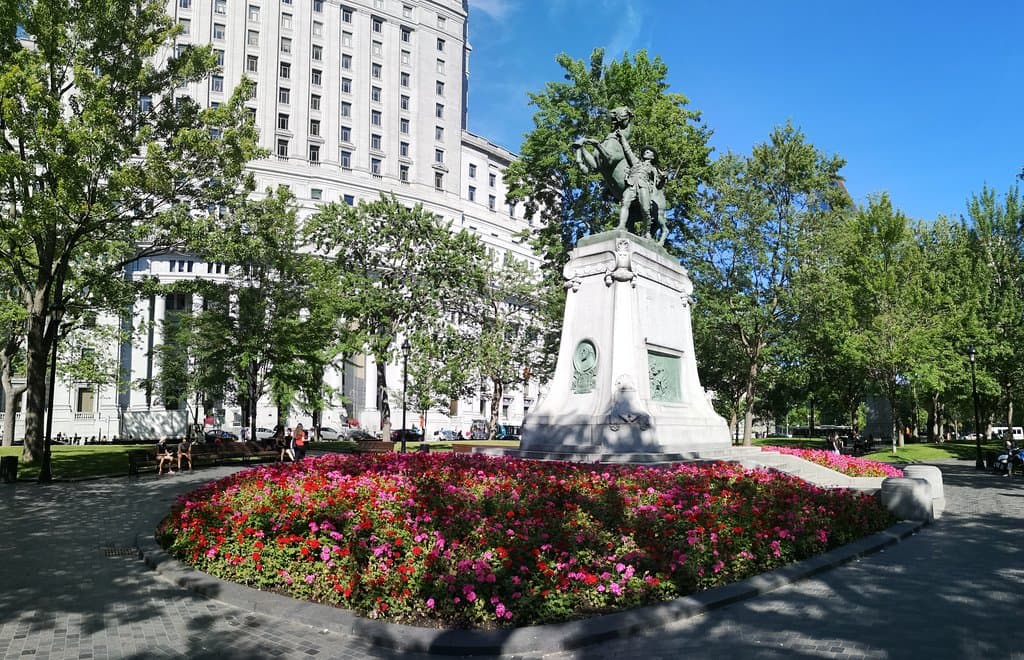 Vue du Square.