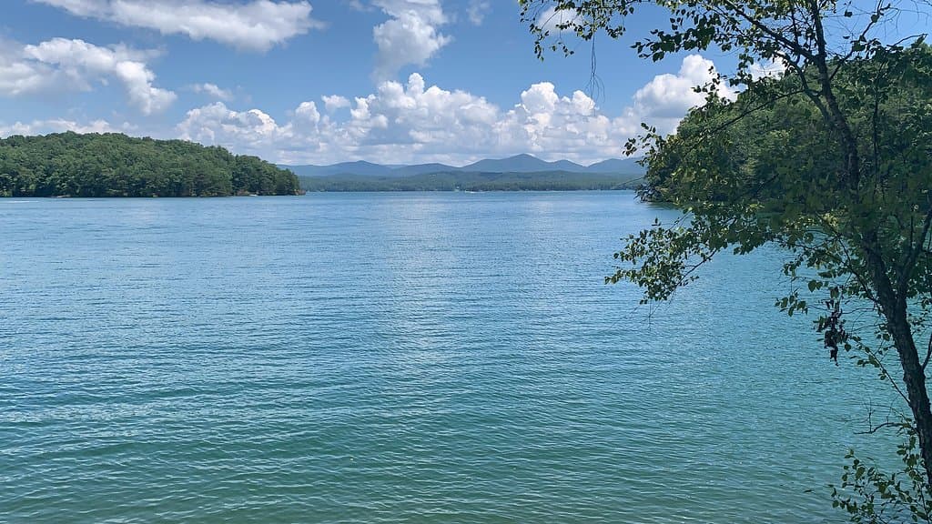 Mountains on back of dam