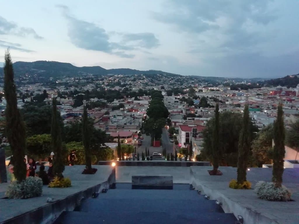 Escalinatas de los Héroes