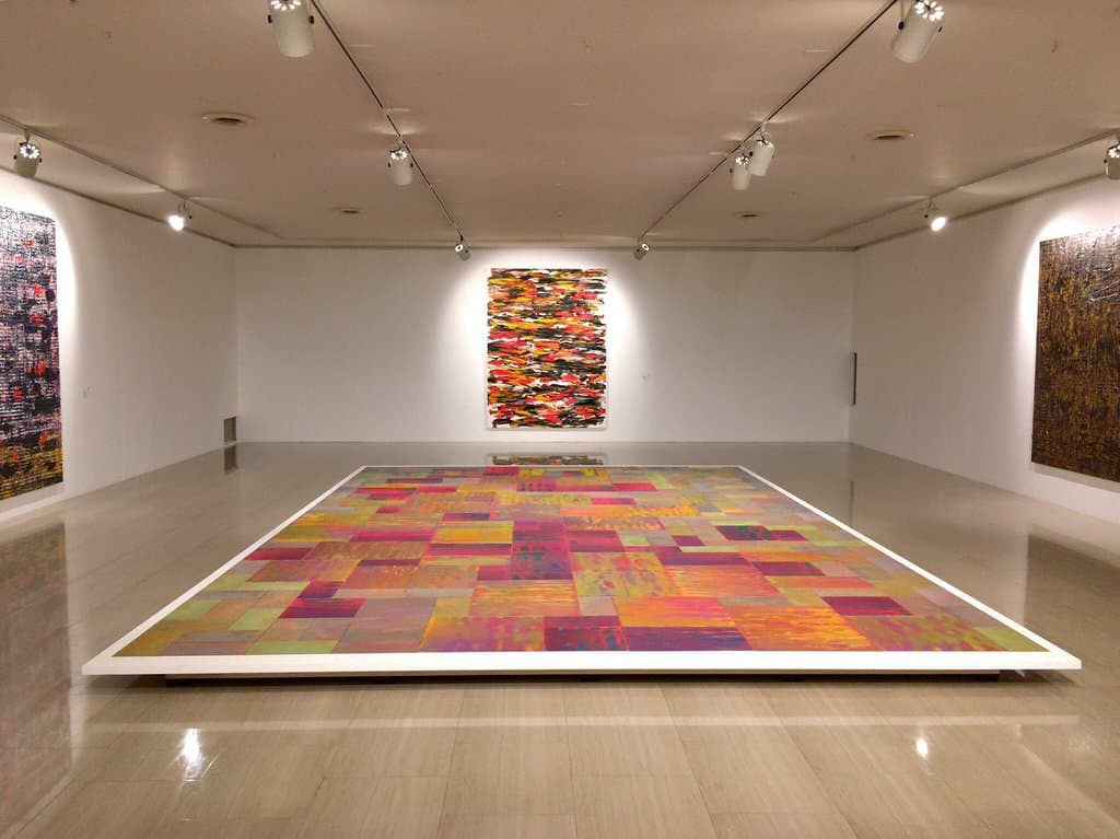 The ENGINE 遊動される脳ミソ／小野耕石 門田光雅展、イサム・ノグチらの屋外インスタレーション