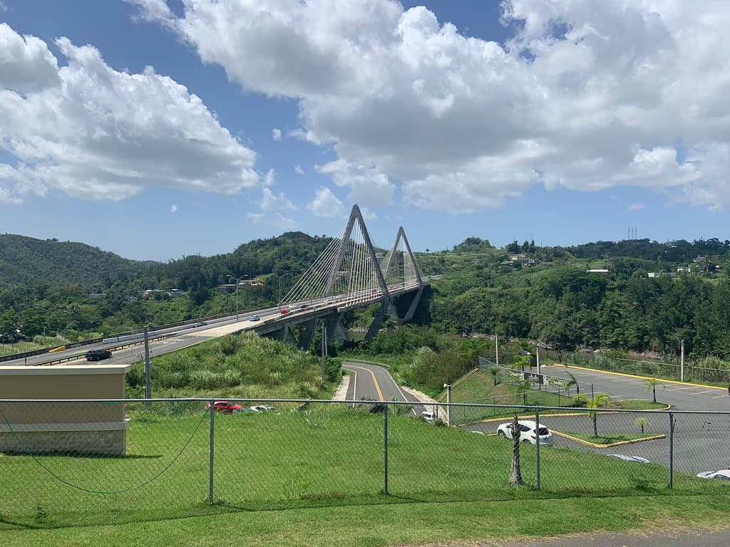 Puente de la Unidad Atirantado Bridge