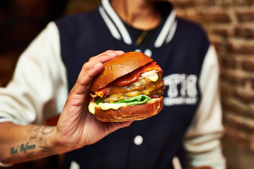 Delicious burgers, come and get it