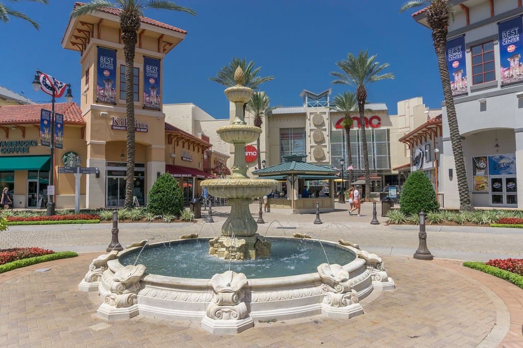 The Destin Commons fountain at Center Plaza.