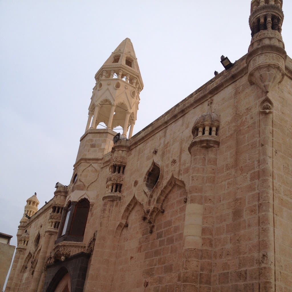 Fırfırlı camii