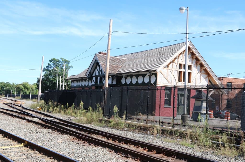 Oyster Bay LIRR station