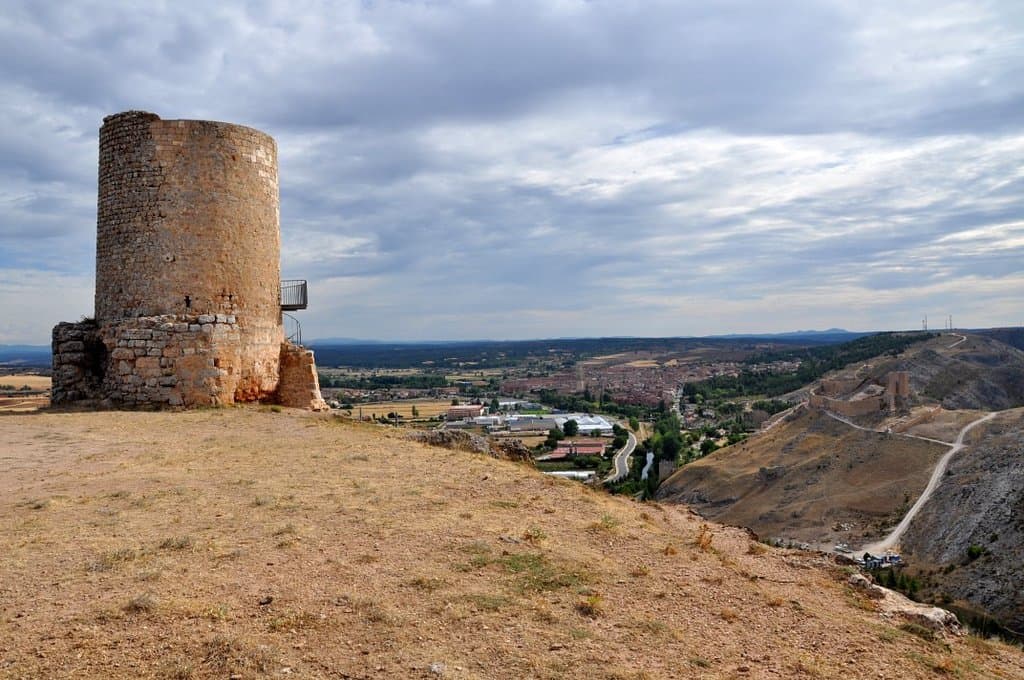 torre y castillo - Turm und Burg - tower and castle