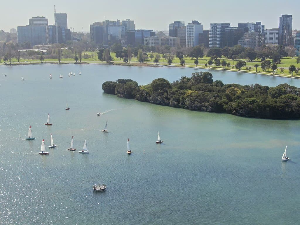 Albert Park Lake Melbourne