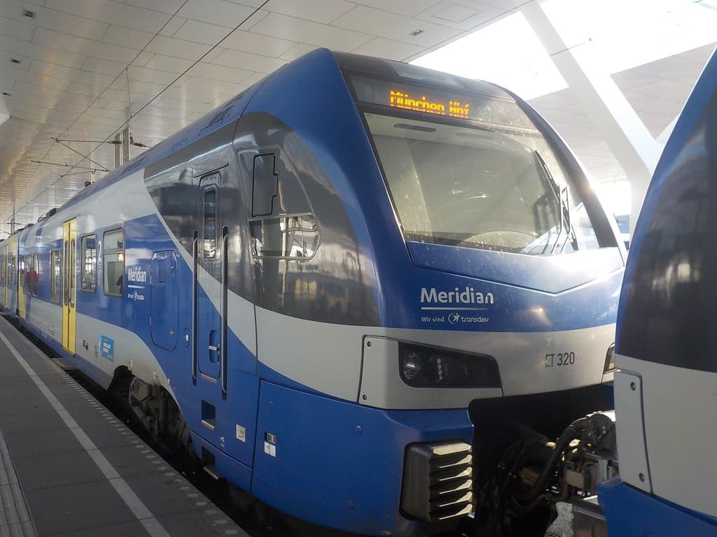 Train at Salzburg Hbf