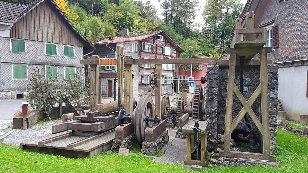 Alte Mühlen gibt es viele, Museen dazu auch. Trotzdem ist das Museum Stoffels Säge-Mühle weltweit einzigartig: Über 2.000 Jahre Mühlentechnik und die Geschichte zu einem unserer Hauptnahrungsmittel, dem Brot, sind hier erlebnisreich dargestellt.