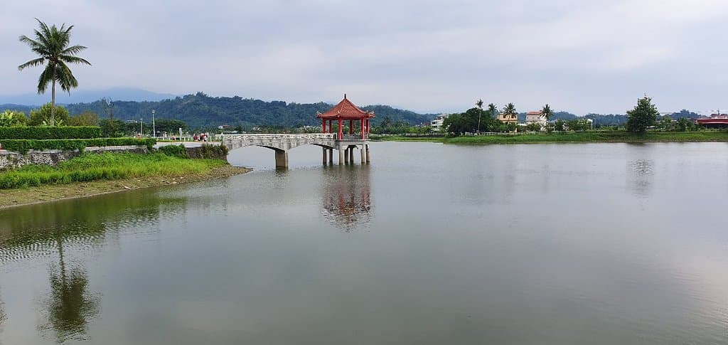 Meinong Lake