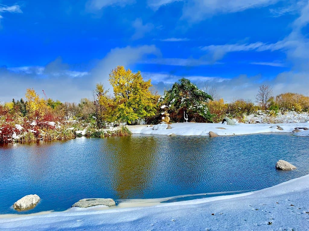 The winter storm that hit Grand Forks on Oct 11-12th 2019 left a wonderful mix of autumn colors with the fresh snow. The blue sky with wisps of clouds also helped to frame a beautiful experience here today. Sat.Oct 12th 2019