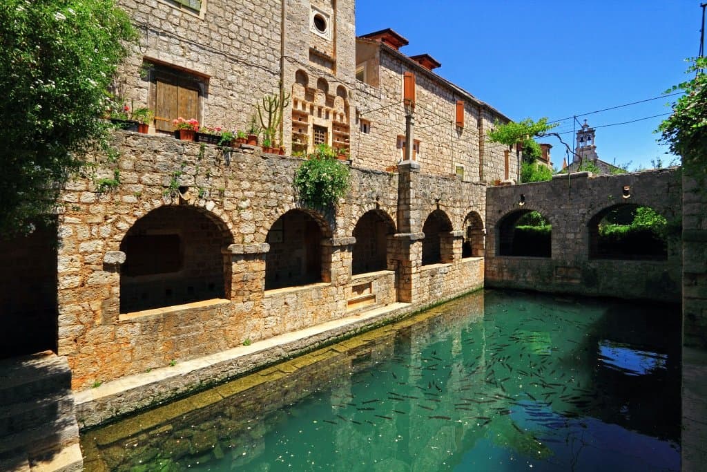 Summer residence of the poet Petar Hektorović, with its unique fish pond in the middle, is one of the most visited attractions of Stari Grad. Check why!