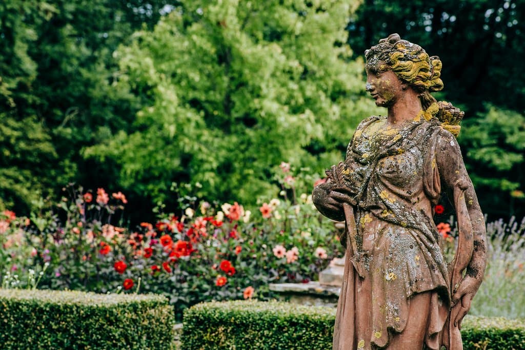 Sculpture at Hellens Manor, Herefordshire. 
Summer 2019
Photo Credit. Natalie Jolley Photography 