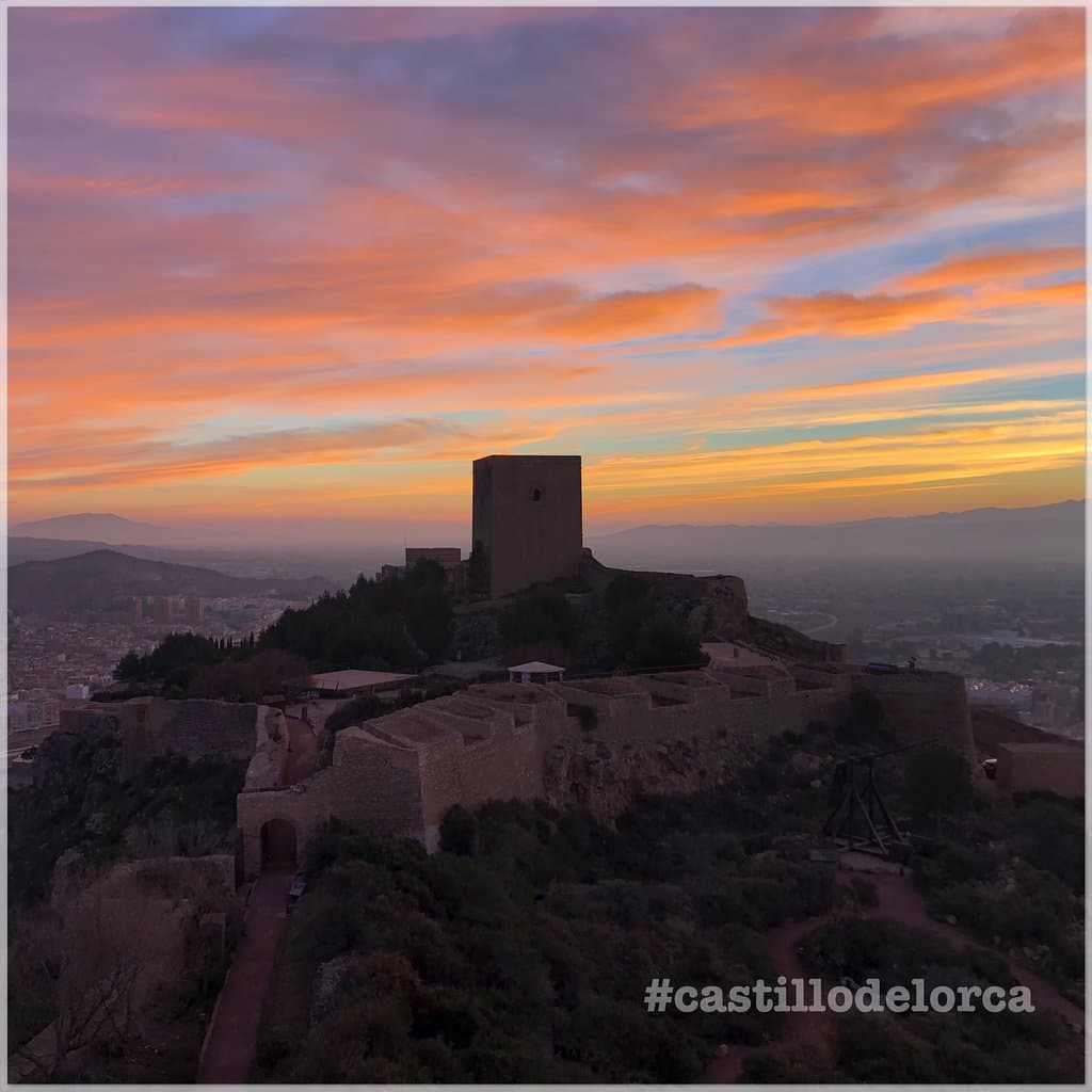 Vista del castillo de Lorca desde la Torre del Espolón