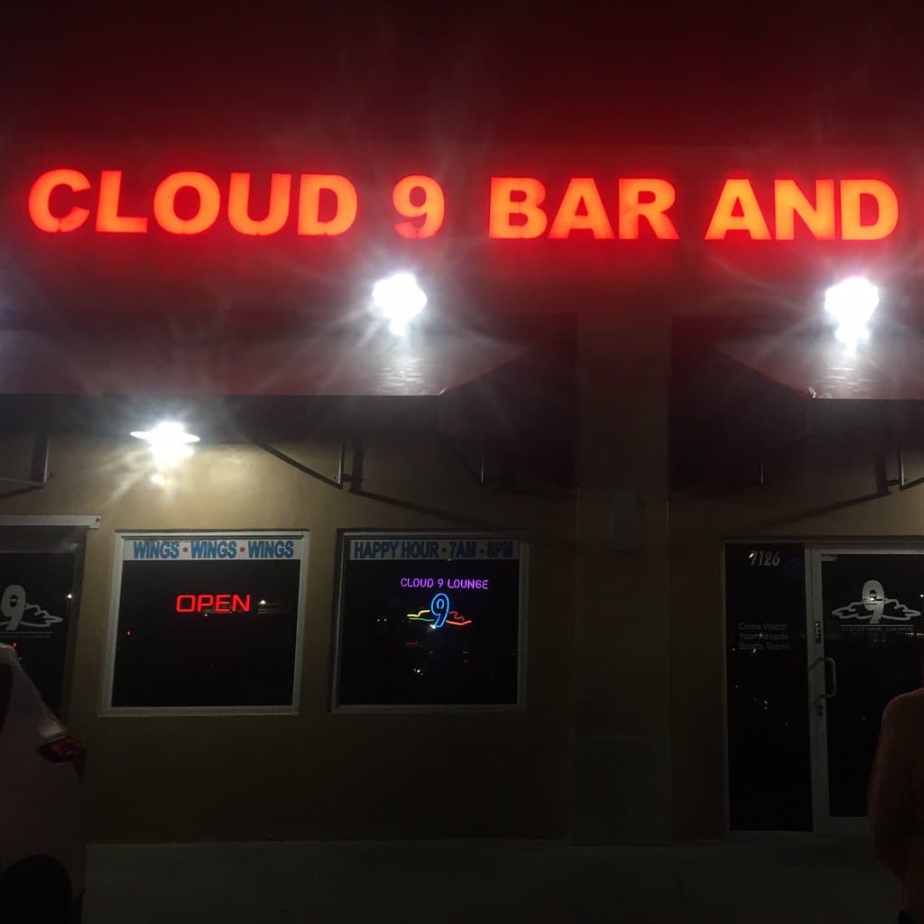 Cloud 9 Restaurant & Bar