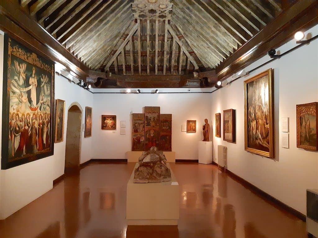 Salon #2 - with a section of the 14th-century coffered ceiling  from the convent of the Dueñas 