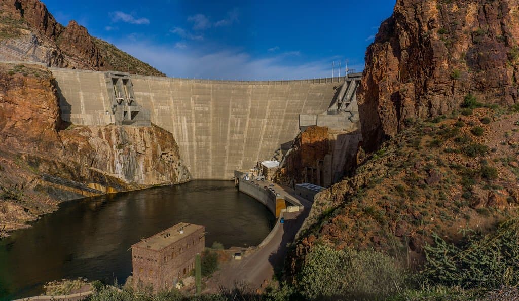 Roosevelt Dam