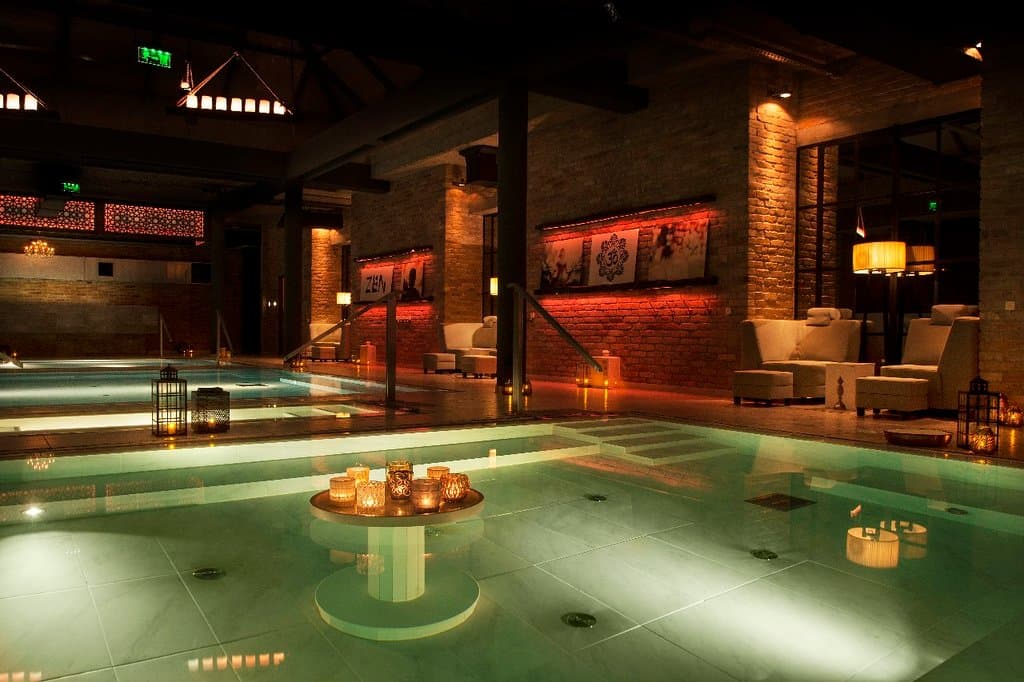Mandala Spiritual Bath the best way to spend your time in Budapest, 5 different pools: Floating - cold - healing - spring hot - jacuzzi - steamroom room. soft bar, chill out music and sitting area, Now Just  20/23 Eur