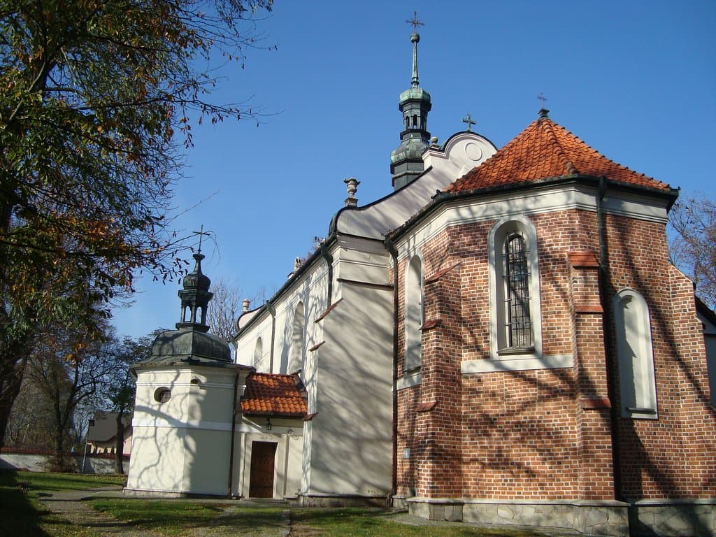 kościół od strony najstarszej - prezbiterium