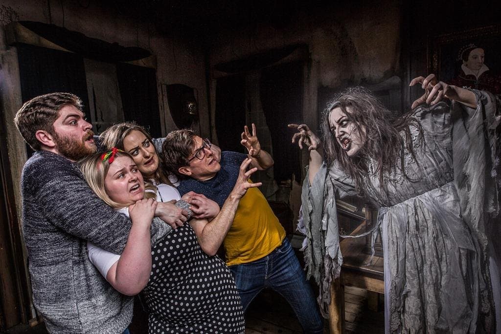 White Lady - Halloween 2019