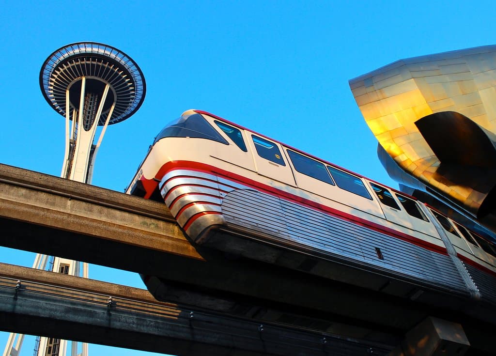 Pulling into Seattle Center Station 