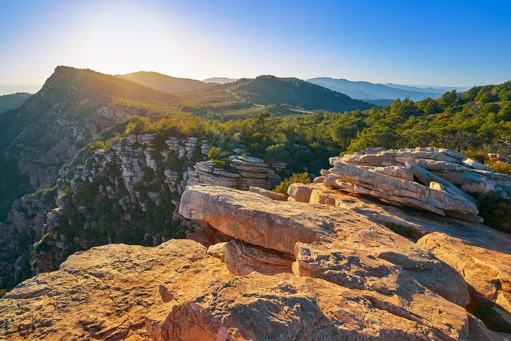 Amazing sunset scenes over the Valencian region. These rocks rise up 600m to give impressive 360° views of the stunning national park mountains. Relax, explore the rocks and take some great photos
