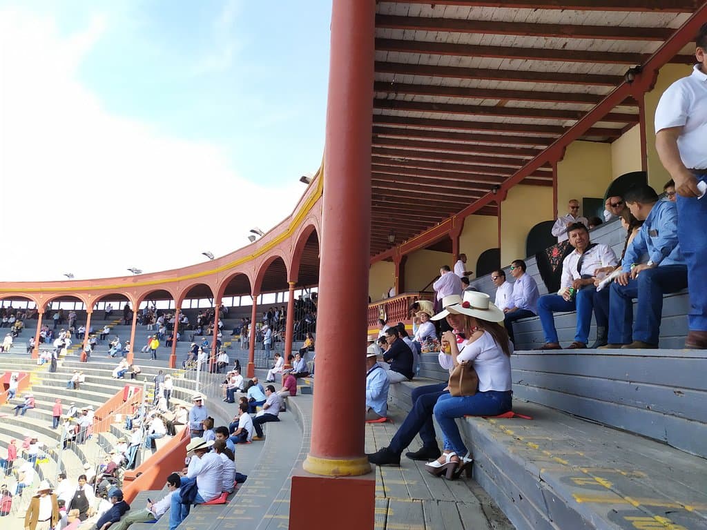 Plaza de Toros Raúl Dávalos