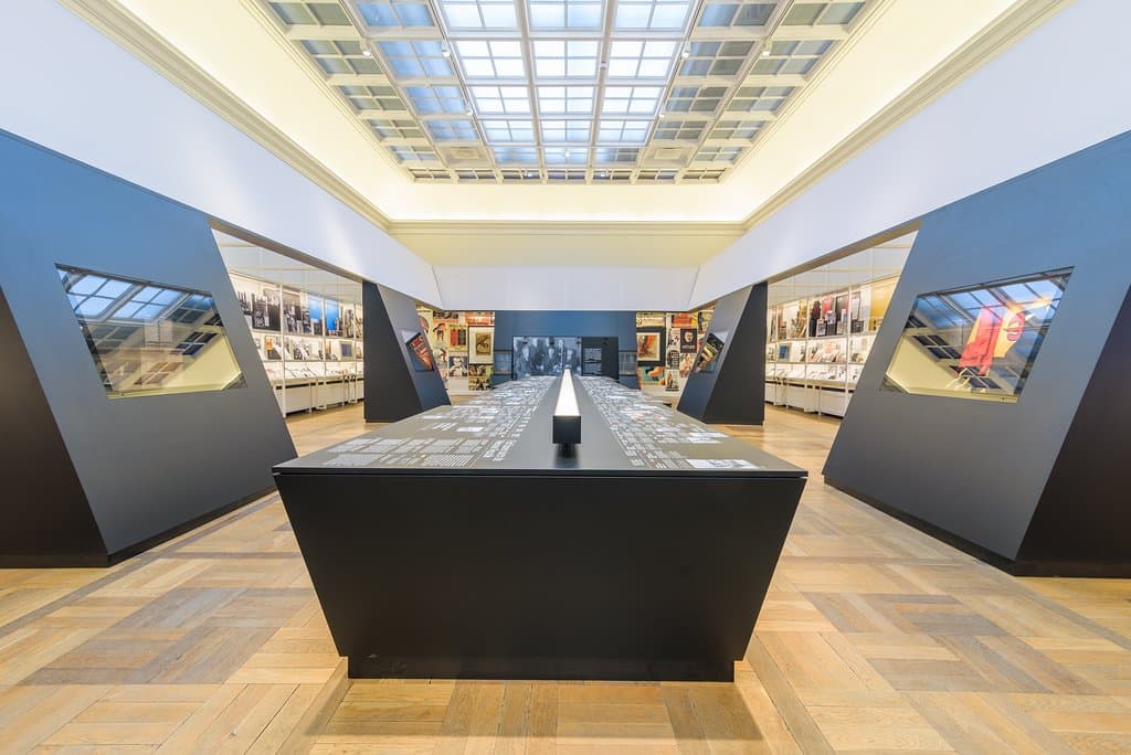 Dauerausstellung im "Haus der Weimarer Republik - Forum für Demokratie"