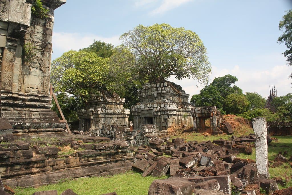 pics of the temple area