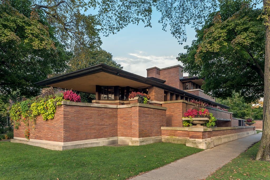 Exterior, Frederick C. Robie House (Frank Lloyd Wright, 1908-10), Chicago.

Credit: Courtesy of Frank Lloyd Wright Trust. Photographer: James Caulfield
