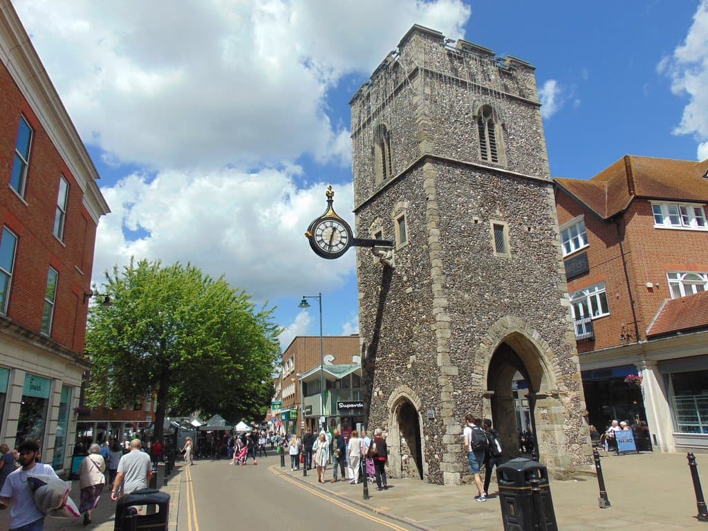 Our accredited guide will start the tour underneath this curious clock tower, explaining how this curious tower became a reminder of the past in the bustling shopping area of today!