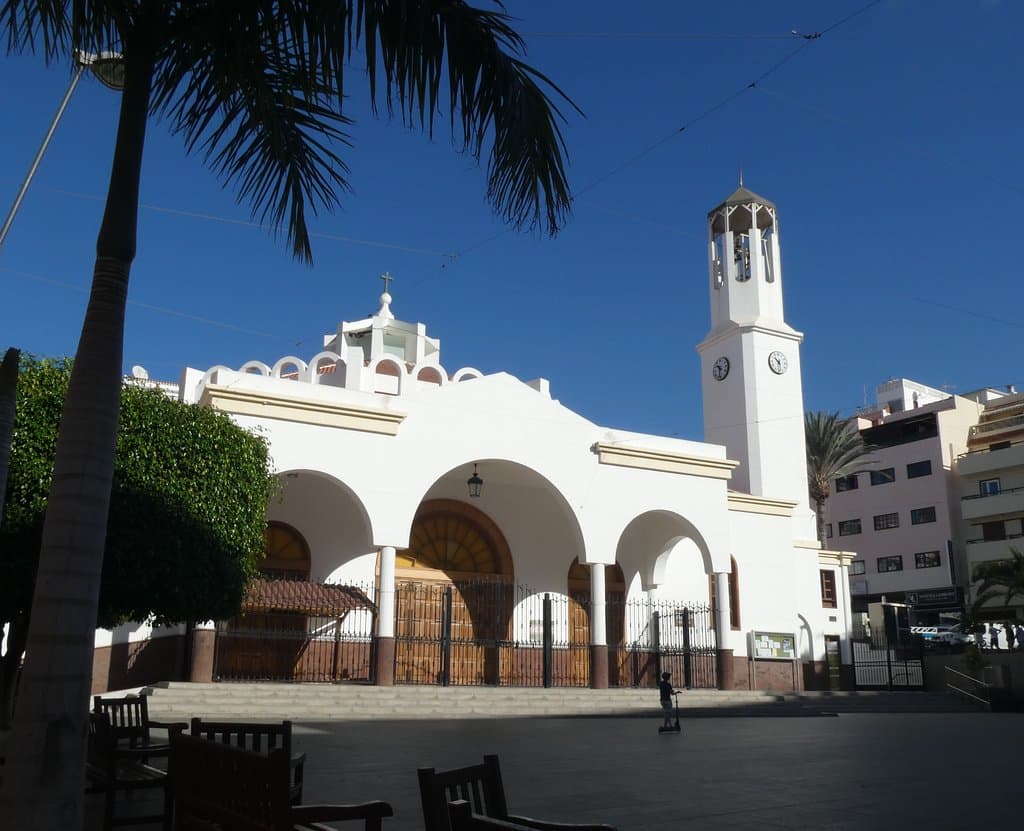 Parraquia de Nuestra Señora del Carmen i Los Cristianos