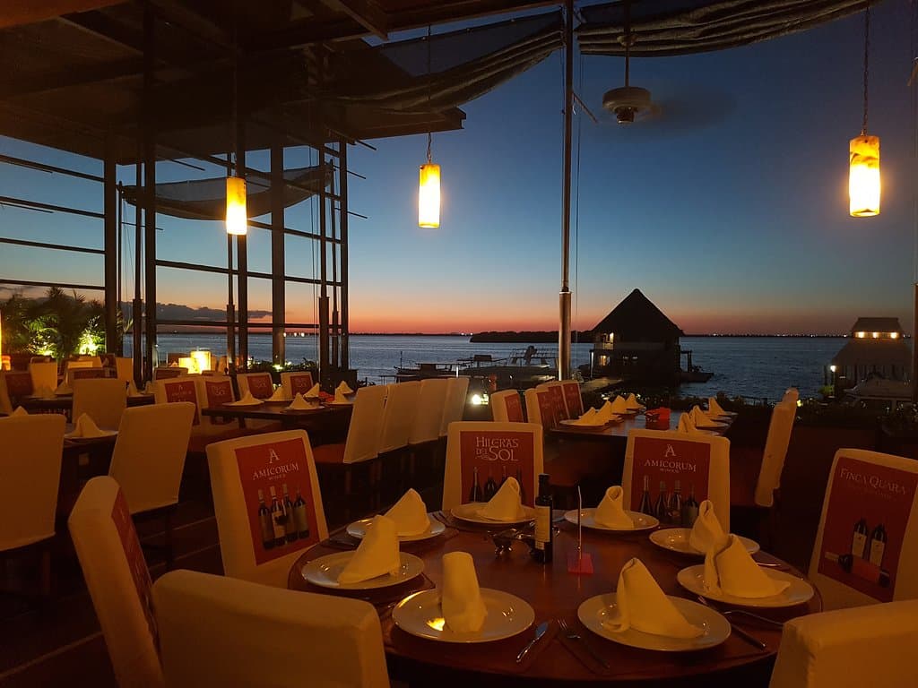 Hermosa Terraza con vista a laguna