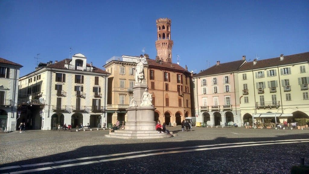 Piazza Cavour