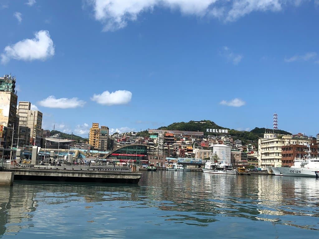 ＫＥＥＬＵＮＧの看板