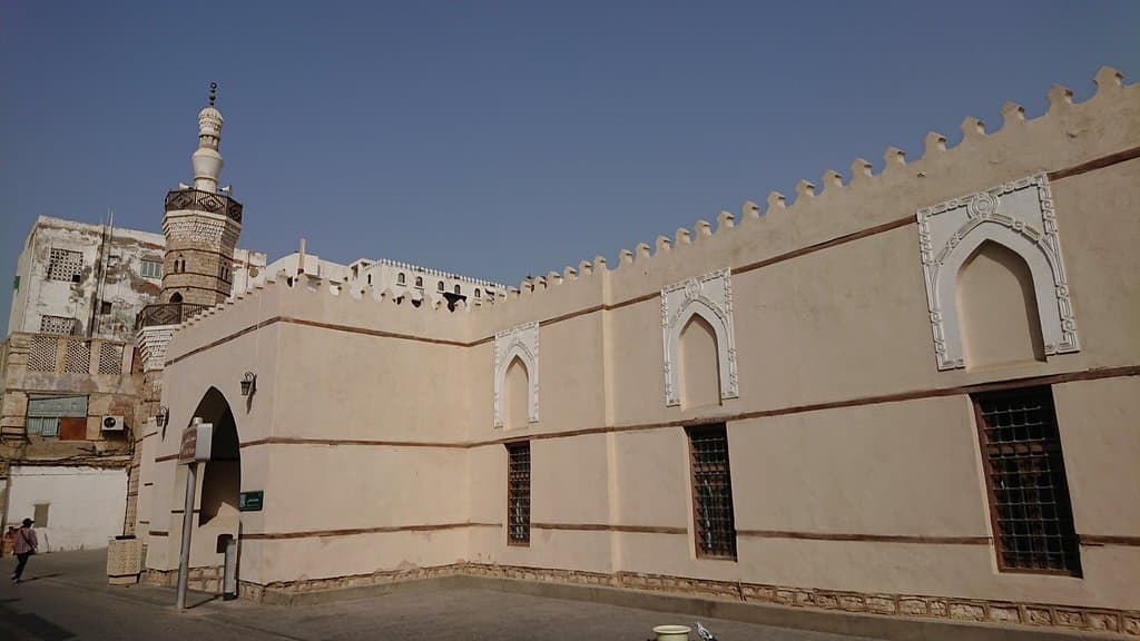 Al-Shafei (Shafi’i) mosqueの南側に入口があります。