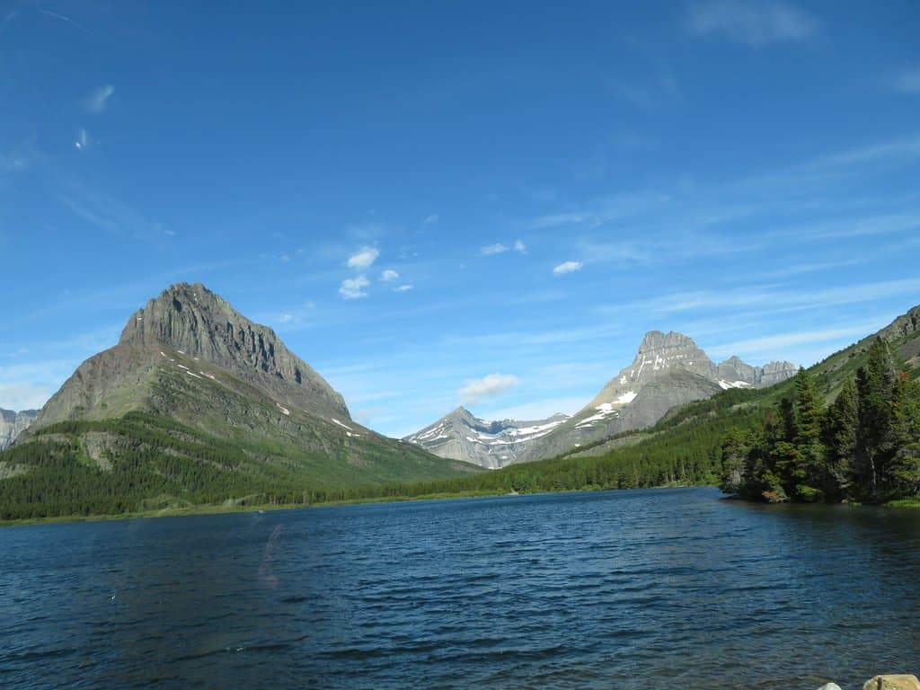Swiftcurrent lake 