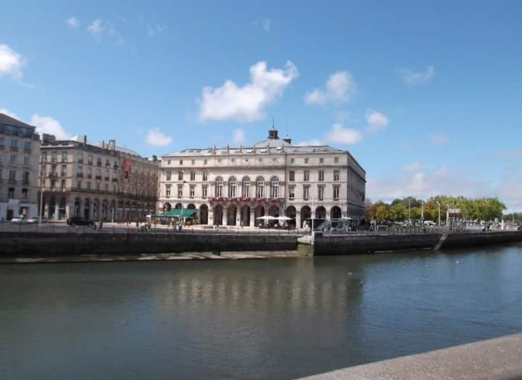 Ayuntamiento De Bayona