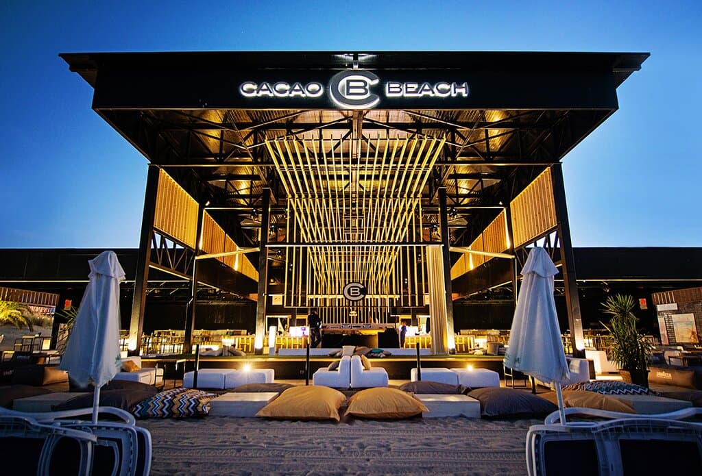 CACAO BEACH CLUB