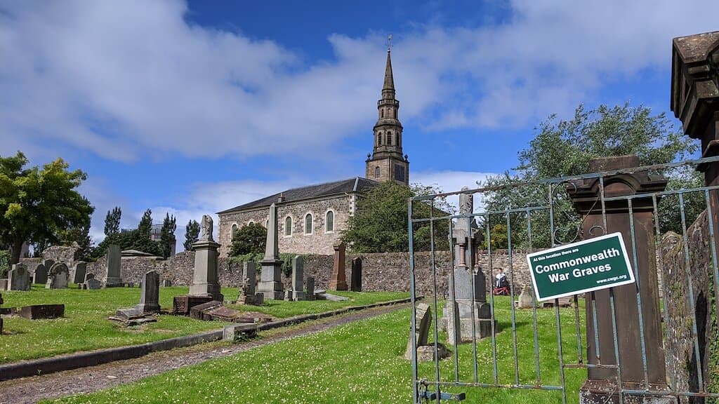 Irvine Old Parish Church and Graveyard