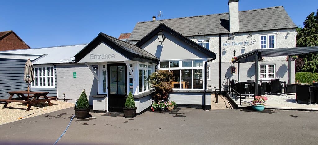 Entrance New Dawn Inn