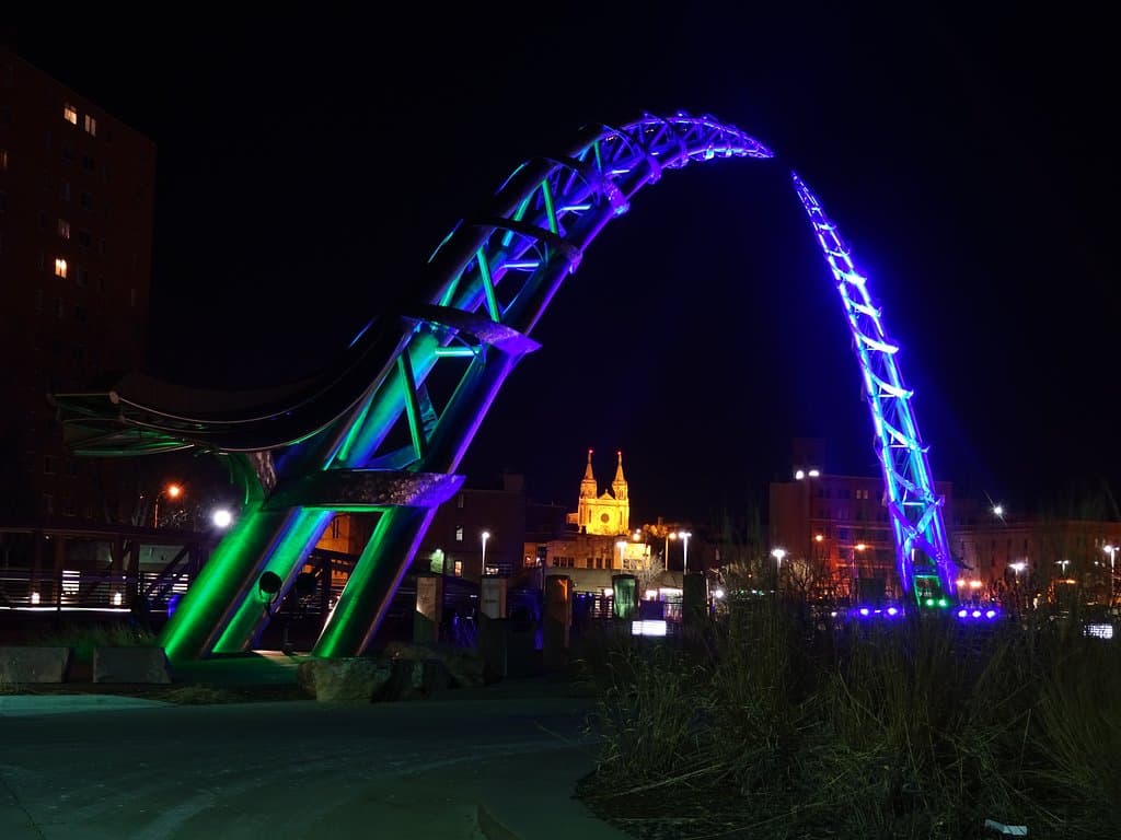 Arc of Dreams in blue'green