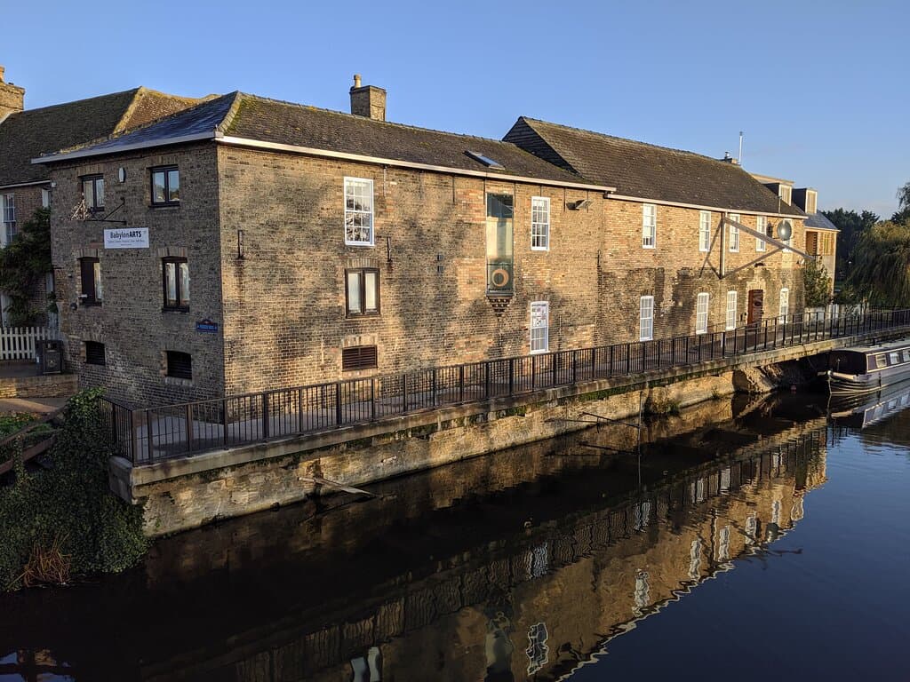 The Babylon Gallery is situated along the picturesque riverside in Ely, with regular exhibitions and a small shop filled with great gift ideas, cards and artists prints.  The gallery is open Tuesday to Sunday, 12pm to 4pm with free entry. 