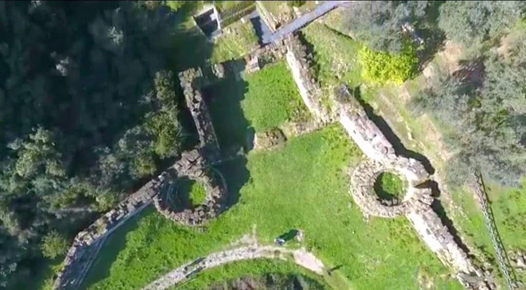 Castiglione di Paludi è un sito archeologico situato nel comune di Paludi, in provincia di Cosenza.  Il sito si trova su un colle a circa 8 km dal mar Ionio, tra le valli dei torrenti S. Elia e Scarmaci-S. Martino che confluiscono nel vicino torrente Coserie.  Comprende una necropoli dell'età del ferro (IX-VIII secolo a.C.) e un centro fortificato del IV-III secolo a.C. La città della fase più recente è racchiusa da una notevole cinta muraria, costruita in opera quadrata di blocchi di arenaria, 