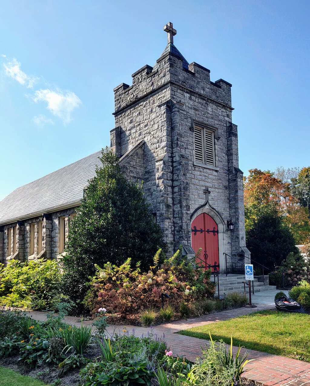 St Thomas Episcopal Church.