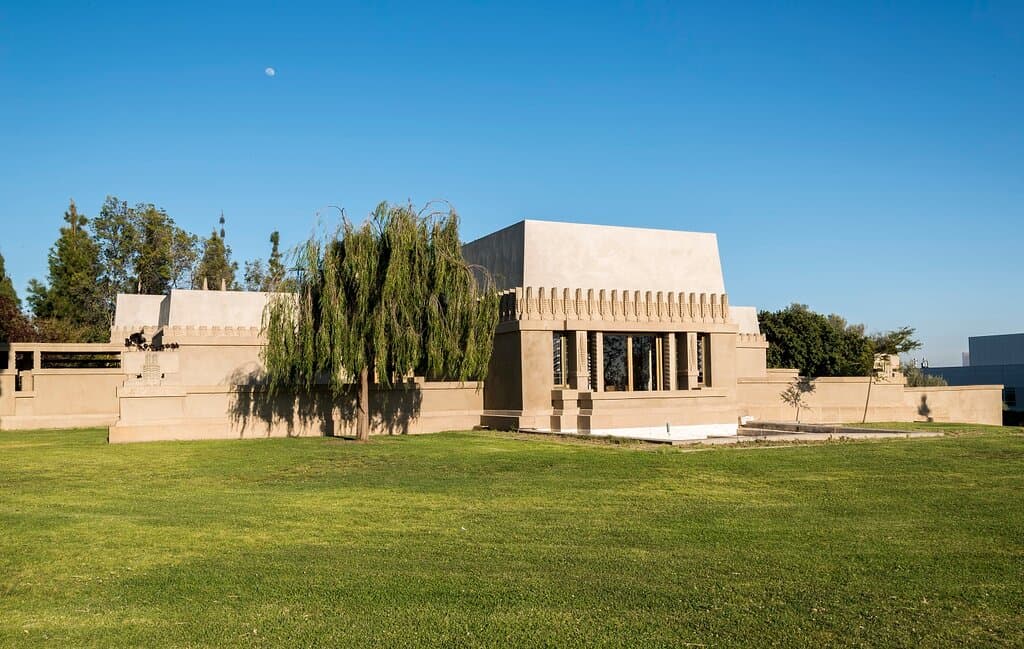 West facade, Hollyhock House -- Joshua WhiteJWPictures.com, courtesy of Hollyhock House